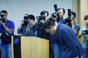 不怕爆炸？部分 Galaxy Note 7 鐵粉選擇留住手機！