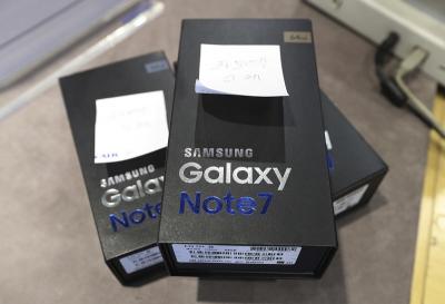 數百名三星工程師找不到 Note 7 爆炸原因!外媒卻成功重現? 數百名三星工程師找不到 Note 7 爆炸原因!外媒卻成功重現?