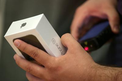 Apple 魔力無法擋!調查:青少年最愛用 iPhone! Apple 魔力無法擋!調查:青少年最愛用 iPhone!
