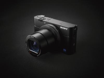 全球最快 0.05 秒自動對焦!Sony RX100 V 旗艦相機來了! 全球最快 0.05 秒自動對焦!Sony RX100 V 旗艦相機來了!