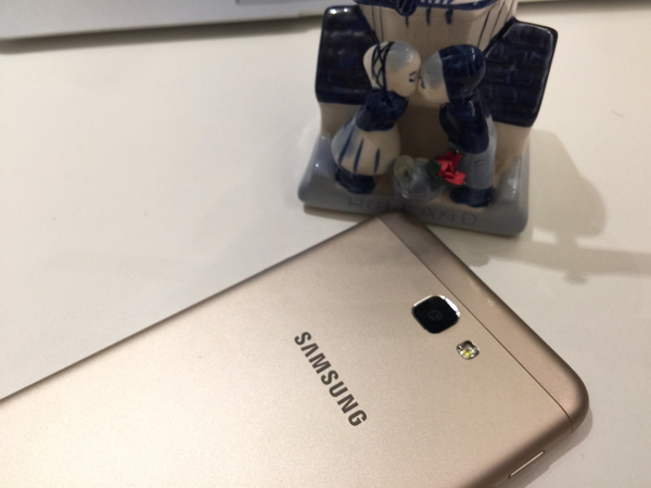 最夯中階機真的好用?Galaxy J7 Prime 開箱實測!
