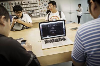 又是轉接器?Apple 傳為新 Macbook 再推充電配件! 又是轉接器?Apple 傳為新 Macbook 再推充電配件!