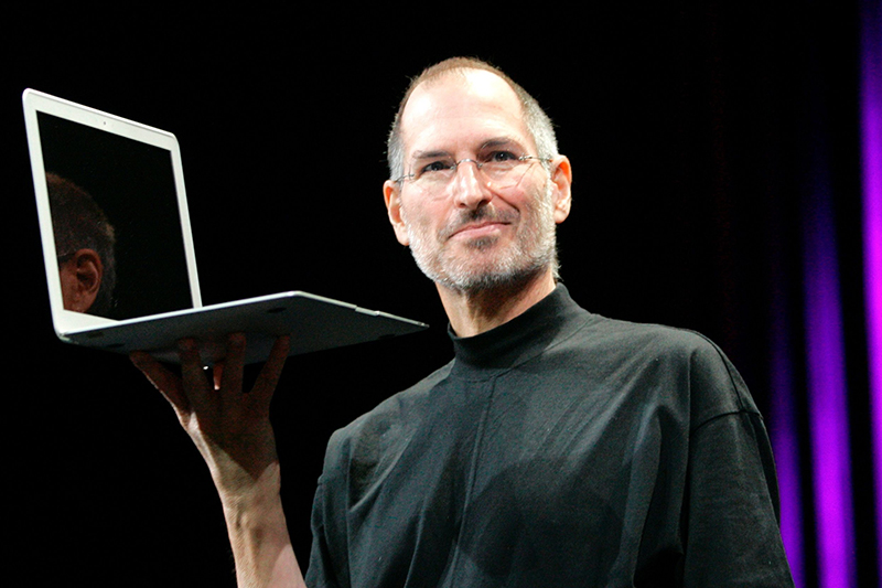 亦或是價格最實惠,且最經典的 Macbook Air ?(圖片來源/Quartz)