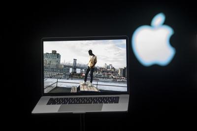 高下難判?Macbook Pro 與 SurfaceBook 的 4 項對決! 高下難判?Macbook Pro 與 SurfaceBook 的 4 項對決!