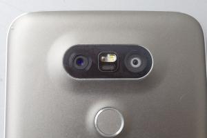 比 Note 7 更厲害?LG G6 傳將採用 AIO 虹膜掃瞄相機! 比 Note 7 更厲害?LG G6 傳將採用 AIO 虹膜掃瞄相機!