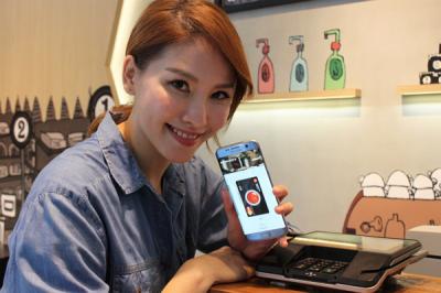 為登台暖身!Samsung Pay 攜手台灣 7 家銀行! 為登台暖身!Samsung Pay 攜手台灣 7 家銀行!