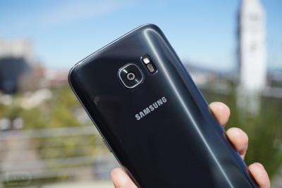 向 iPhone 7 致敬？傳三星「曜石黑」Galaxy S7 下月登場！