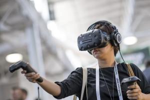 盈利關鍵是它？HTC Vive 總銷量已超越 14 萬台！
