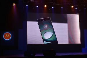 10 倍光學變焦旗艦機!Moto Z 模組化手機正式在台上市! 10 倍光學變焦旗艦機!Moto Z 模組化手機正式在台上市!