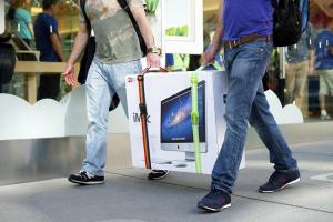 iMac 支架斷掉抬不起來?Apple 低調推出退費方案! iMac 支架斷掉抬不起來?Apple 低調推出退費方案!