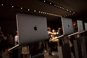 Apple 品質大落漆？Macbook Pro 用戶抱怨續航力僅 3 小時！