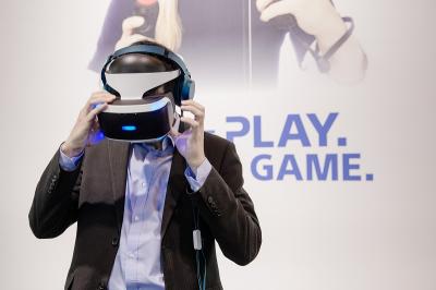 PlayStation VR 仍是市場龍頭!但銷量恐跌破分析師眼鏡? PlayStation VR 仍是市場龍頭!但銷量恐跌破分析師眼鏡?