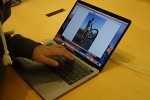 新 Macbook Pro 通路開賣倒數中！AirPods 預購同步開跑！