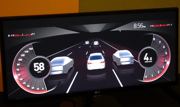視覺化的車用 AI 監控畫面(圖/記者譚偉晟攝)