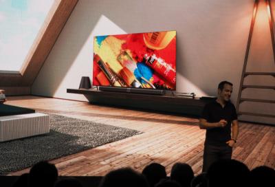 比 iPhone 還薄 30%!小米電視4 CES 正式亮相! 比 iPhone 還薄 30%!小米電視4 CES 正式亮相!