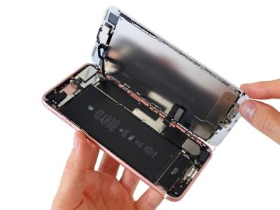 拆機 10 年的心得？iFixit 表示：iPhone 愈來愈好拆了！