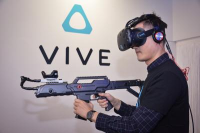 (更新)HTC Vive 將成電玩展巨星!宏達電還準備 3 款升級套件 (更新)HTC Vive 將成電玩展巨星!宏達電還準備 3 款升級套件