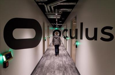 祖克柏親自到訪,Oculus 揭開新一代 VR 互動方式! 祖克柏親自到訪,Oculus 揭開新一代 VR 互動方式!