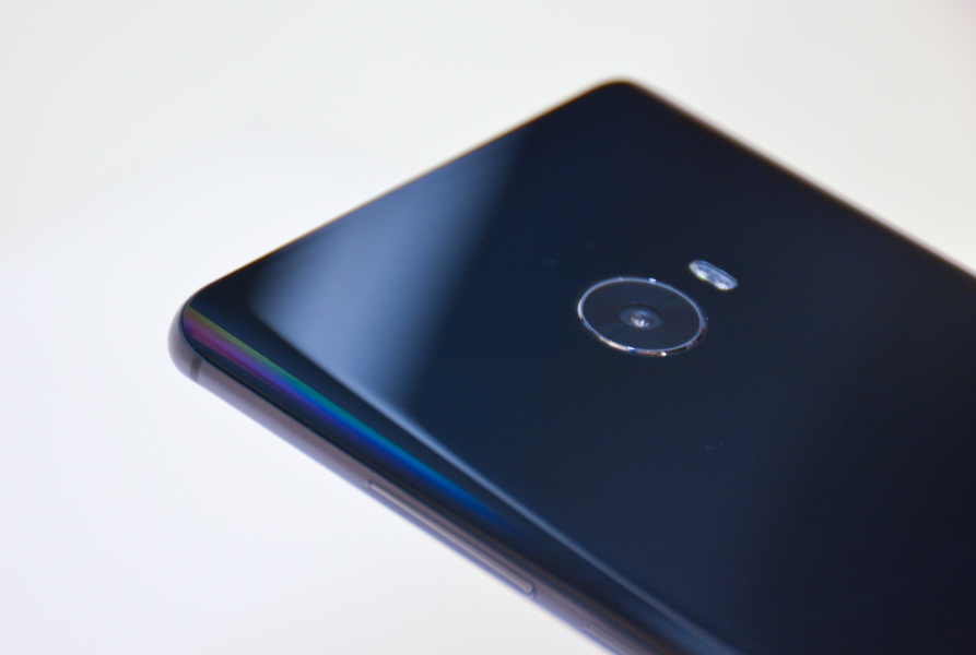 小米 Note 2(圖/記者譚偉晟攝)