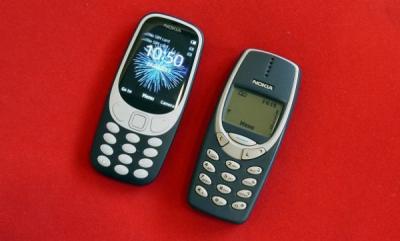 新舊神機比一比,Nokia 3310 現場動手玩影片流出! 新舊神機比一比,Nokia 3310 現場動手玩影片流出!