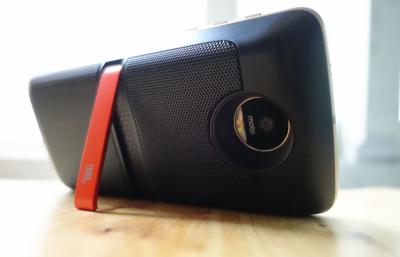 Moto Z 同步進化中!Lenovo 公布 5 款新模組! Moto Z 同步進化中!Lenovo 公布 5 款新模組!