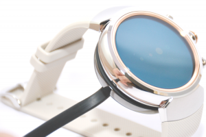 Asus 公布時程,ZenWatch 2、3 升級 Wear 2.0 再等等? Asus 公布時程,ZenWatch 2、3 升級 Wear 2.0 再等等?