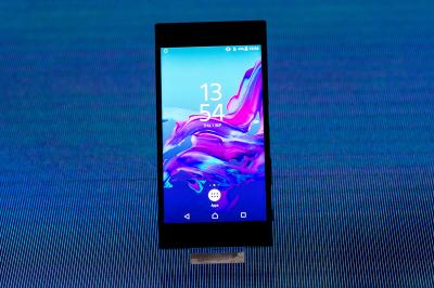 這才是真 Nokia 魂?Xperia 手機刷入 Sailfish OS! 這才是真 Nokia 魂?Xperia 手機刷入 Sailfish OS!