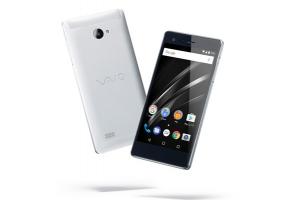 Sony 最強對手現身?系出同門的 VAIO 新手機亮相! Sony 最強對手現身?系出同門的 VAIO 新手機亮相!