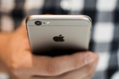 iPhone 7 也被打趴!2016 年全球最受歡迎手機是「它」! iPhone 7 也被打趴!2016 年全球最受歡迎手機是「它」!