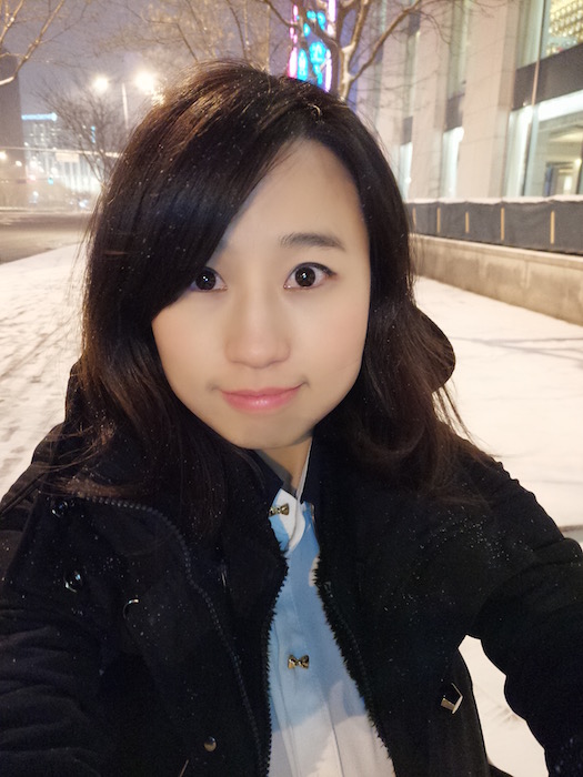 夜晚自拍效果相當明亮(記者劉季清攝)
