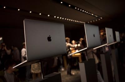 「鍵盤門」還不夠?MacBook Pro 再加碼「風扇門」異常! 「鍵盤門」還不夠?MacBook Pro 再加碼「風扇門」異常!