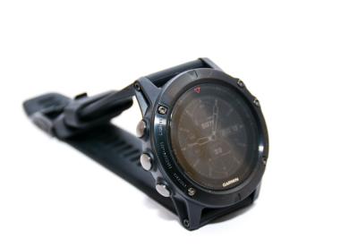 內建 GPS 也能很省電?Garmin 運動錶 Fenix 5X 實測! 內建 GPS 也能很省電?Garmin 運動錶 Fenix 5X 實測!