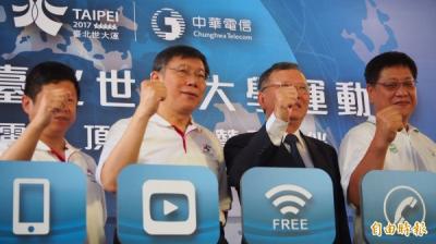 要出道了?電信商請柯P 拍廣告 要出道了?電信商請柯P 拍廣告