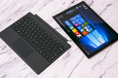 軟粉好失望?微軟高層:SURFACE PRO 5 不會這麼快推出 軟粉好失望?微軟高層:SURFACE PRO 5 不會這麼快推出