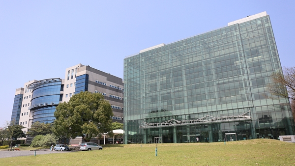 HTC U11 手機的生產基地位於桃園龜山區。(圖/Htc提供)