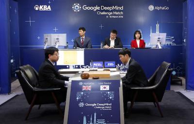 世界棋王柯潔對戰 AlphaGo 人機大戰將登場!專家預測:人類輸定了 世界棋王柯潔對戰 AlphaGo 人機大戰將登場!專家預測:人類輸定了