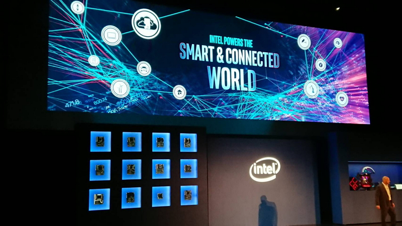 英特爾(Intel)今天下午在  e21FORUM 2017 論壇上發表了不少新品(圖/記者劉季清攝)