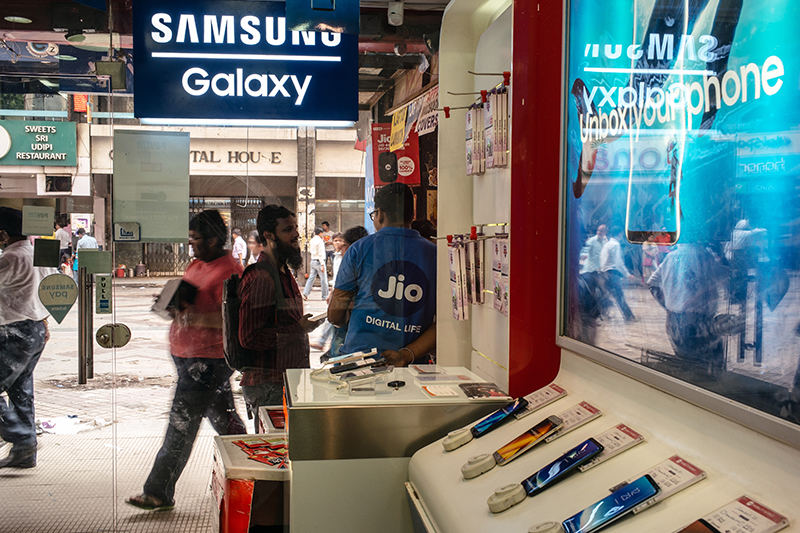 外媒預測，三星可能於 9 月 1 日於德國柏林舉行的 IFA 貿易展上發表新手機。（圖片來源／彭博社）