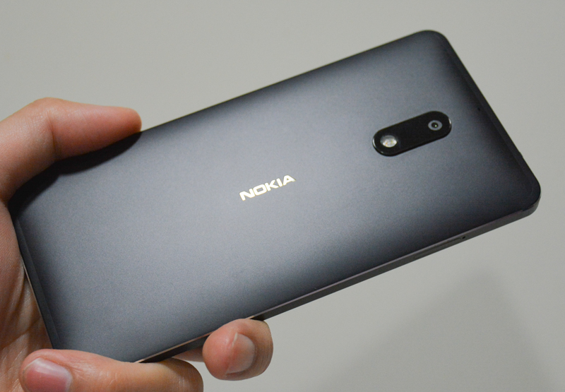 圖為 Nokia 6(圖/記者譚偉晟攝)