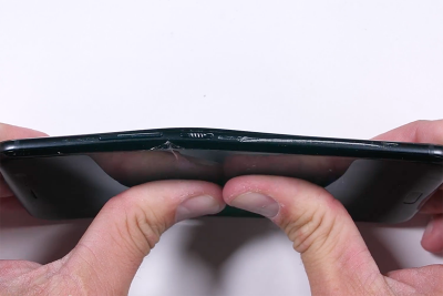 HTC U11 超耐刮還不怕火燒!但卻通不過這項致命考驗? HTC U11 超耐刮還不怕火燒!但卻通不過這項致命考驗?