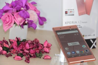 Sony Xperia XZ Premium 鏡粉在台上市!智慧投影機 Touch 售價也公布! Sony Xperia XZ Premium 鏡粉在台上市!智慧投影機 Touch 售價也公布!