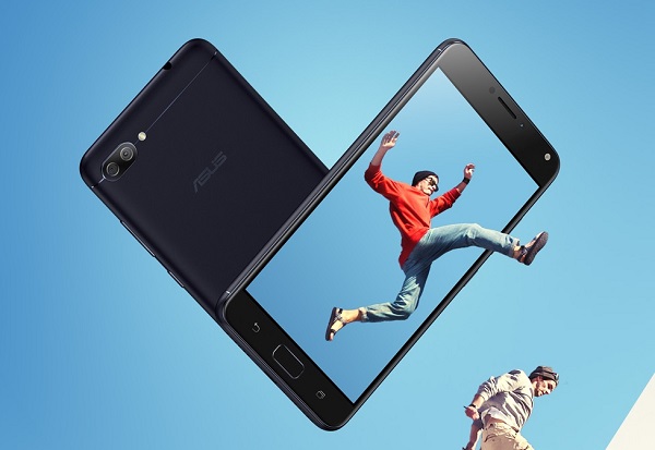 搭載5.5吋螢幕與雙鏡頭的 Zenfone 4 Max為中階智慧機種,率先於俄羅斯首賣,單機價約台幣八千有找。(圖/擷取自Asus)