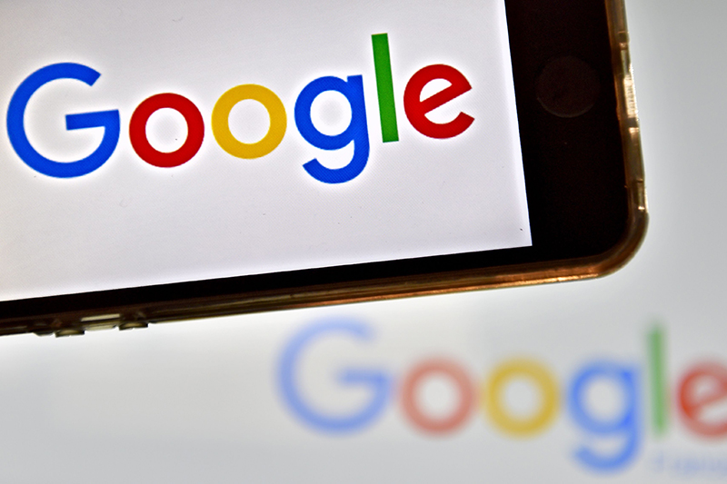 Google 的新功能可以說將更加保證官方 App 安裝管道的安全性。(圖片來源/法新社)