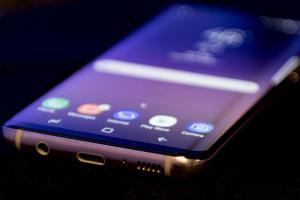 Galaxy Note 8 外還有其他驚喜？三星神秘新機跑分曝光！
