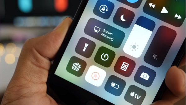 Apple釋出開發者測試版的最新版本 iOS 11 Beta 4。(圖翻攝自iDropnews)