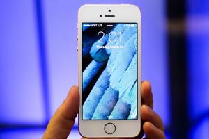 消息直指下一代 iPhone SE 將在 2018 年推出!內部零組件大翻新 消息直指下一代 iPhone SE 將在 2018 年推出!內部零組件大翻新