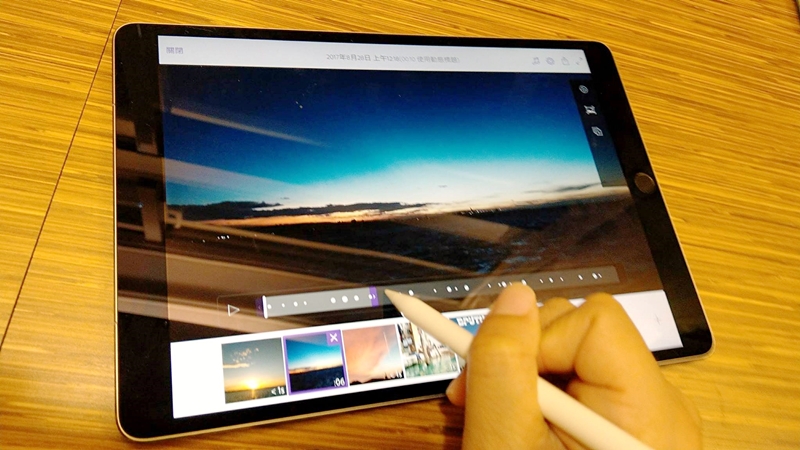新款iPad Pro螢幕,讓Apple Pencil觸控筆跡獲得了最即時的反應速度,流暢度提升許多。(圖/記者劉惠琴攝)