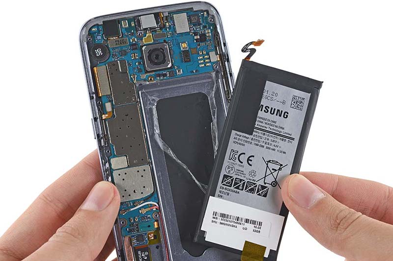 Galaxy S9 的主機板將採用類似於堆疊類載板 PCB(SLP)設計,這將允許 Galaxy S9 能大幅縮小主機板,並為電池提供更大的空間。(圖片來源/Wccftech)