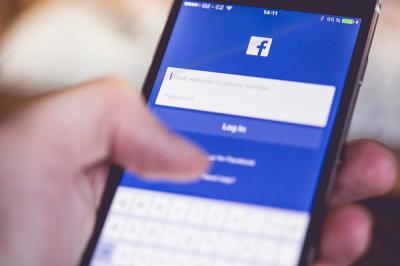 滑臉書看影片不再佔流量!Facebook 正秘密測試的新功能好強 滑臉書看影片不再佔流量!Facebook 正秘密測試的新功能好強