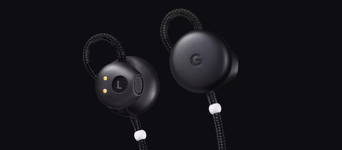首度亮相的無線耳機 Pixel Buds ,內建有Google即時語音翻譯功能,可支援多達40多種語言並包括有中文。(圖翻攝自Google Store官網)